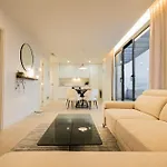 דירה Higueron Luxury