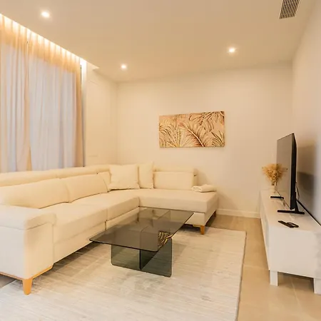 Higueron Luxury